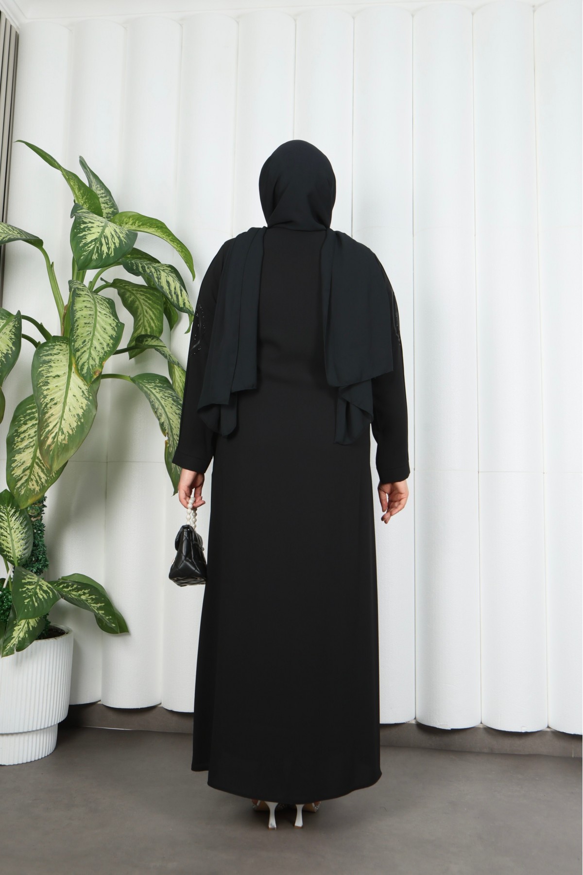 عباية كاكي مزينة بشراشيب متعددة الطبقات HNT7135