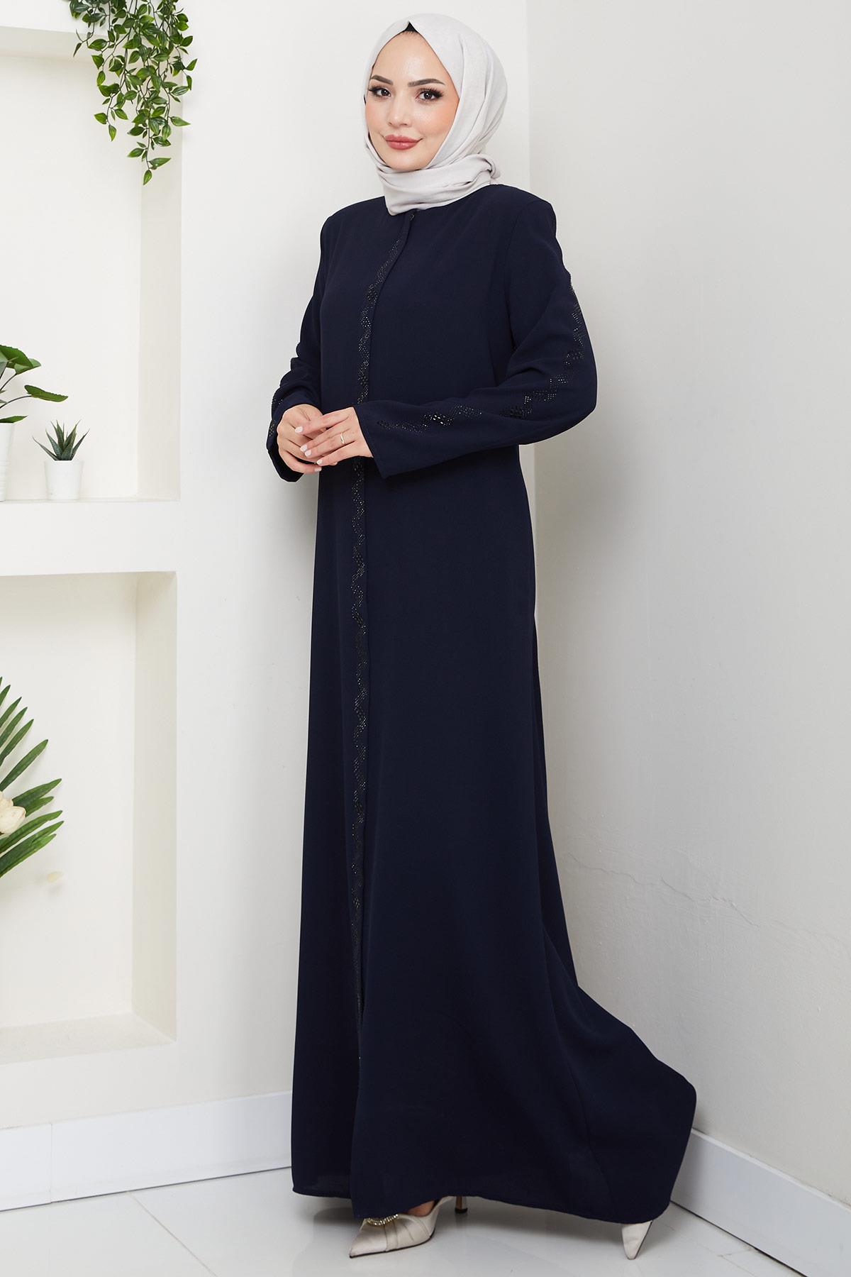 عباية زرقاء داكنة مزينة بأحجار متعرجة HM2848