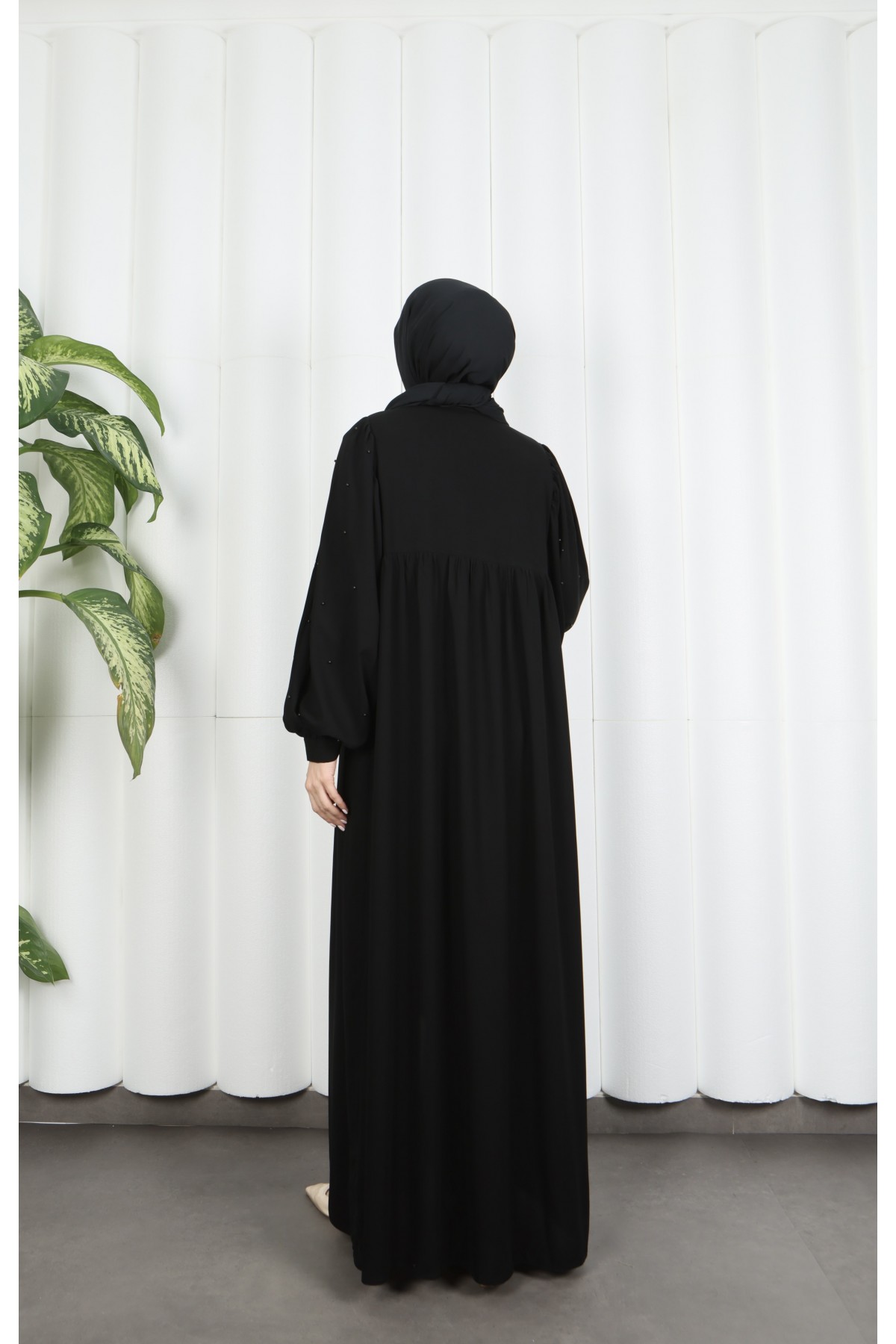Balon Kol İnci Detaylı Fermuarlı Ferace Siyah  HNT7105