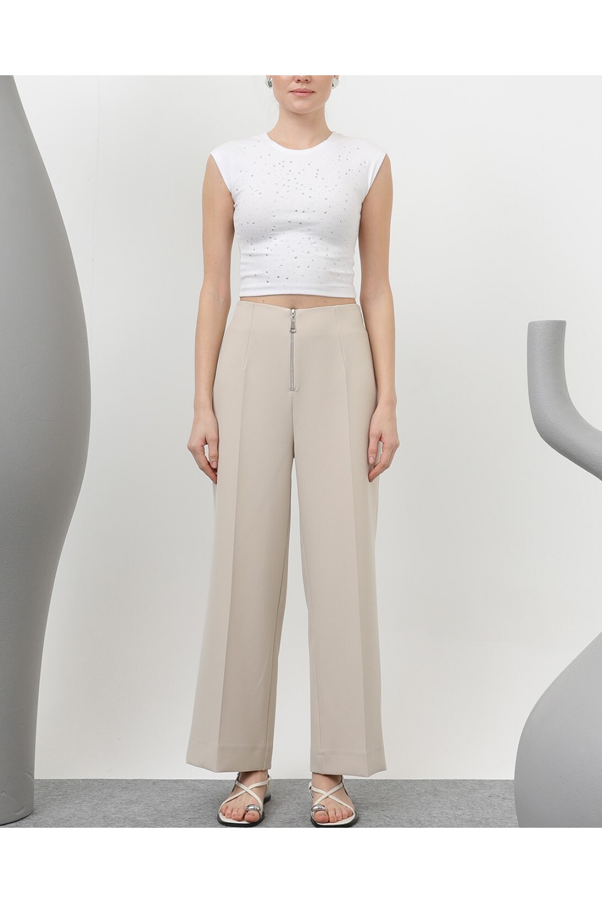 Women's Zipper Detail Darted Trousers
