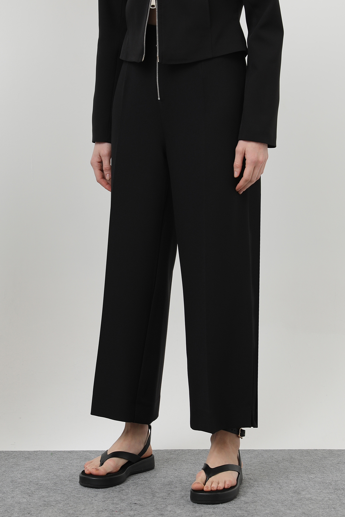 Women's Zipper Detail Darted Trousers