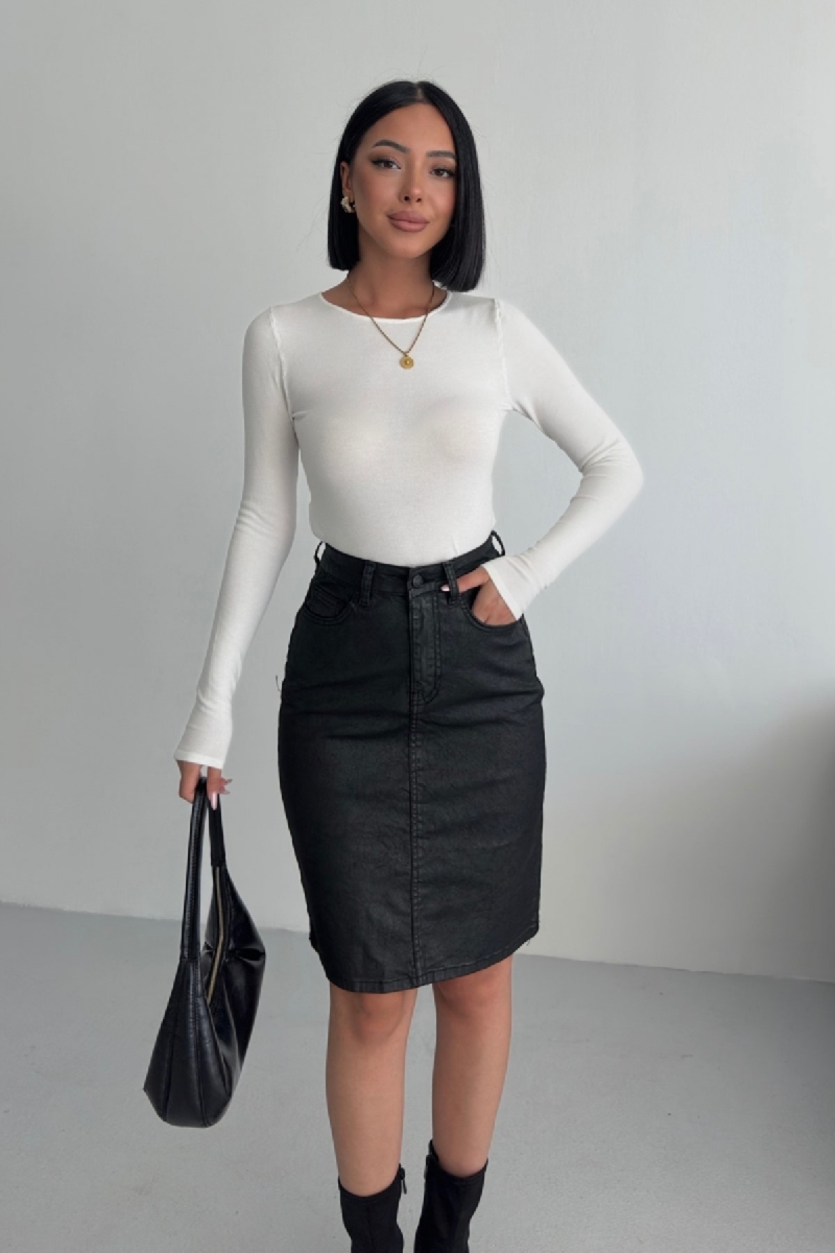 Mid Length Skirt 1074 Black