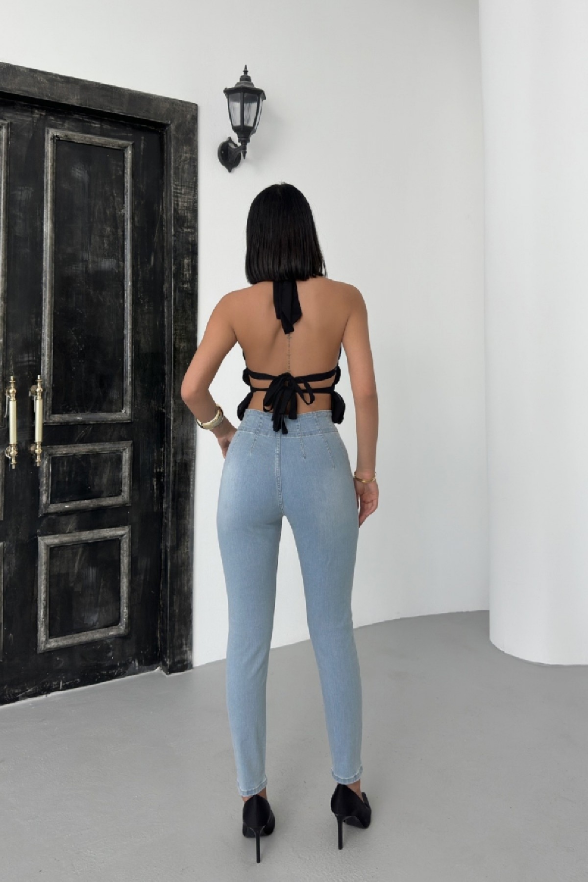 Skinny Jean with Dart Detail Ice Blue - Tinted