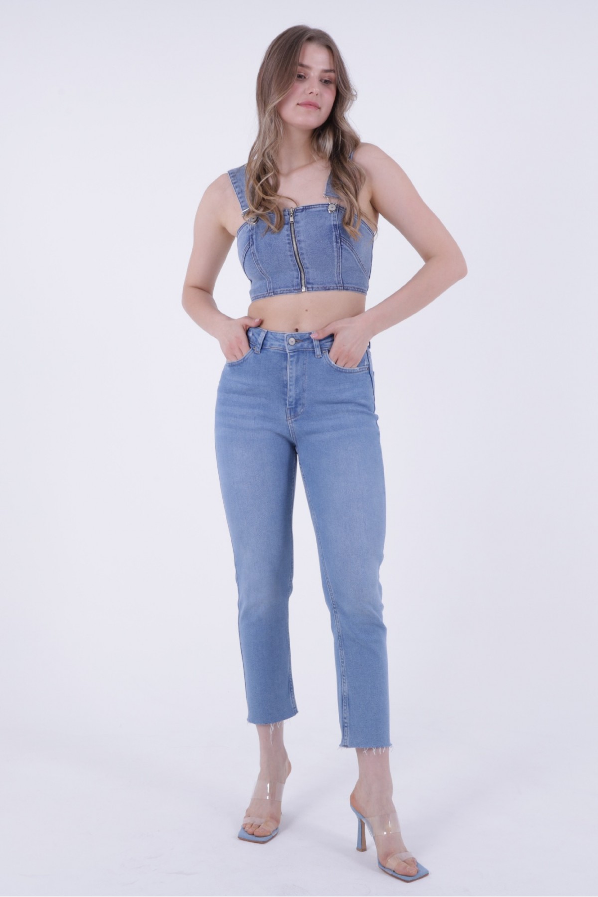 Dikişsiz Paça Mom Fit Kot Pantolon 764 Açık Mavi Kot